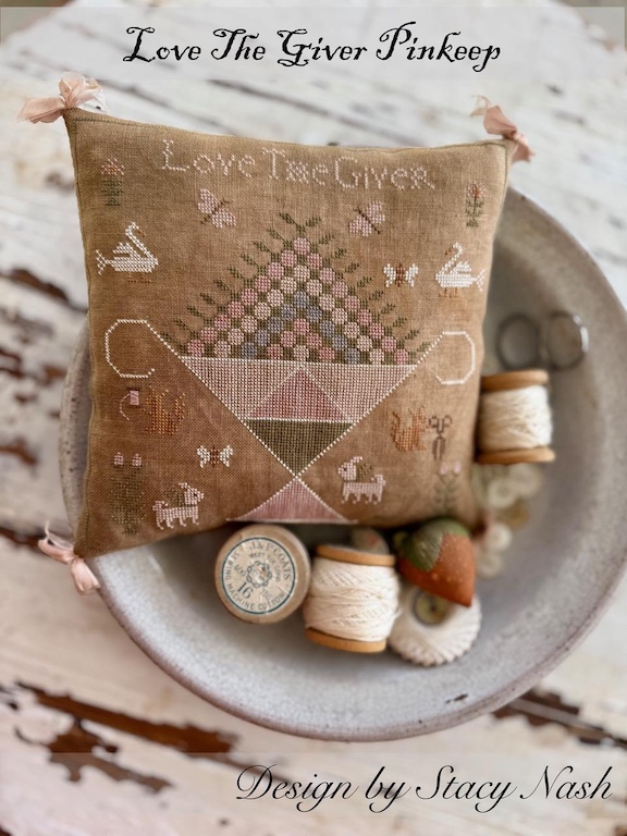 Love The Giver Pinkeep